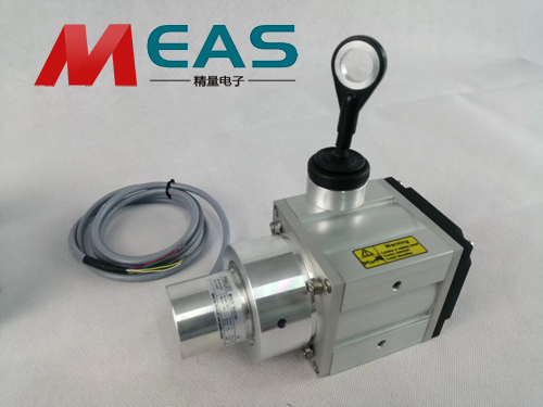 ����λ�ƾ��a����AGV��܇�İl(f��)չڅ��