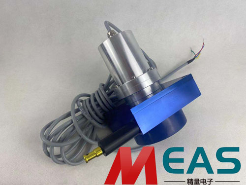 ����λ�ƾ��a���ľC����֪�R(sh��)���ҷ���һ��