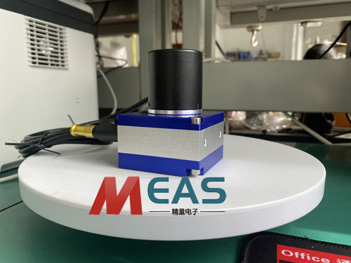 ���Kλ�ƾ��a����Һ���͸��Ё��Д������\(y��n)�Р�r